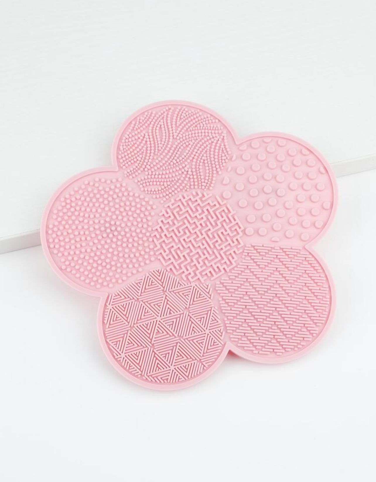 RANCAI Silicone Makeup Brush Cleaning Pad – Flower Shape, Pink - MK4114
