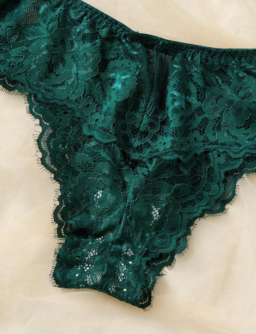 Floral Lace Underwire Bra & Panty Lingerie Set – Sexy Two-Piece Intimates - MH1207