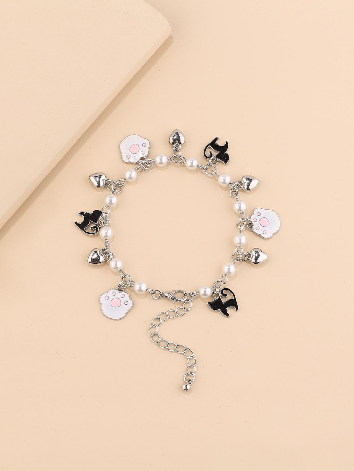 Women’s Heart & Pearl Charm Bracelet with Cute Cat Paw – 1 Piece