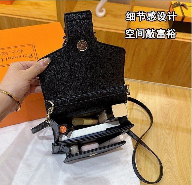 VERSACE Crossbody Bag – Imported Leather – Made in Italy S1 Code : 1280