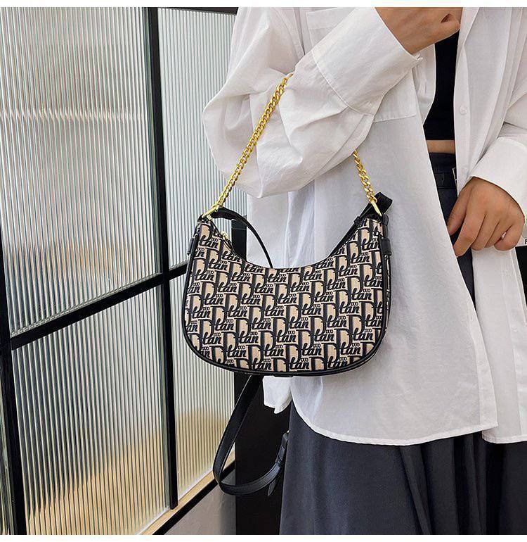 Shoulder & Crossbody Bag – Premium Material – Spacious & Practical S1 Code : 1288