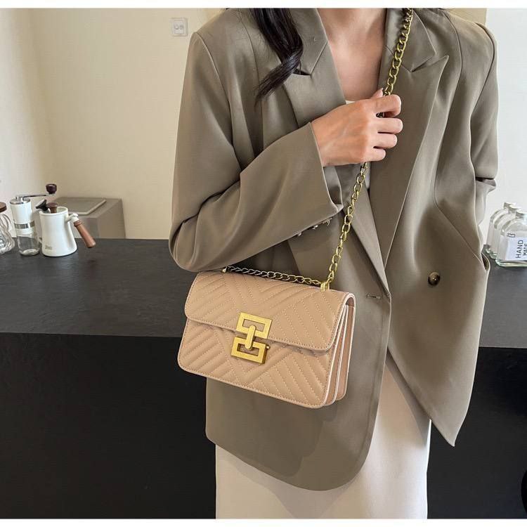 Imported Crossbody Bag – Premium Quality Material S1 Code : 1386