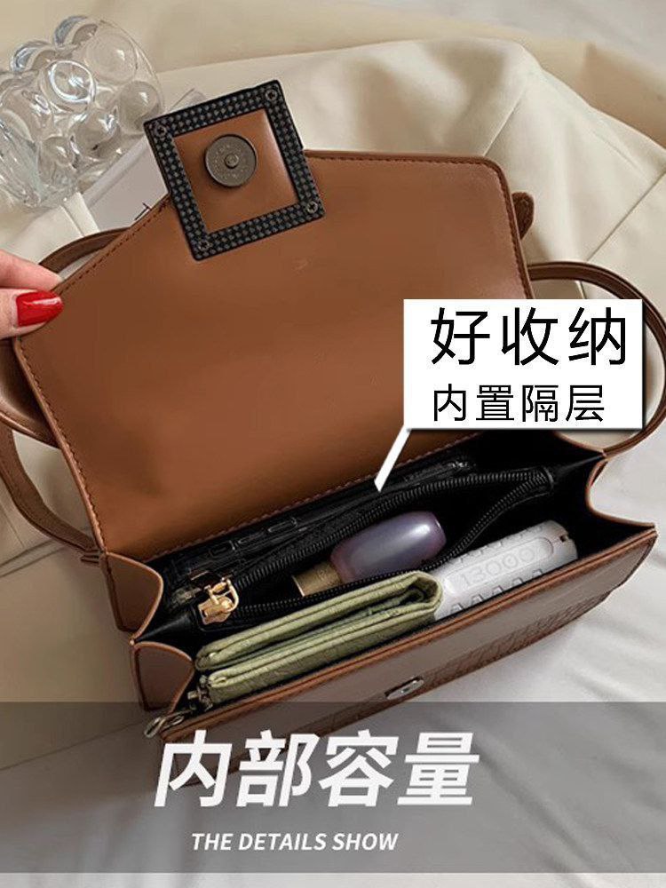 “Chic Legacy” Imported Cross Bag – Premium Leather S1 (Code: 1600)