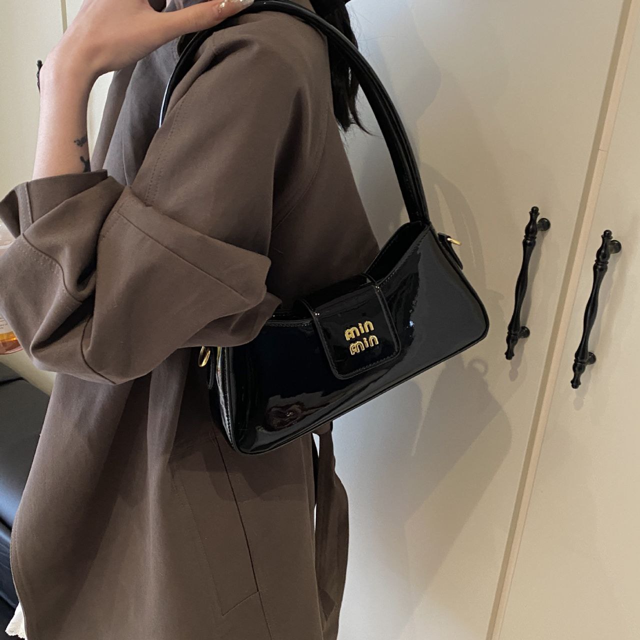 MIU MIU Vernis Shoulder & Crossbody Bag S1 Code 1561