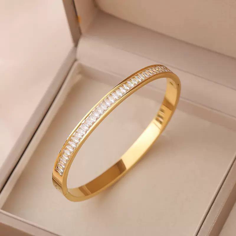 Pure 750 Stainless Steel Bracelet S1
