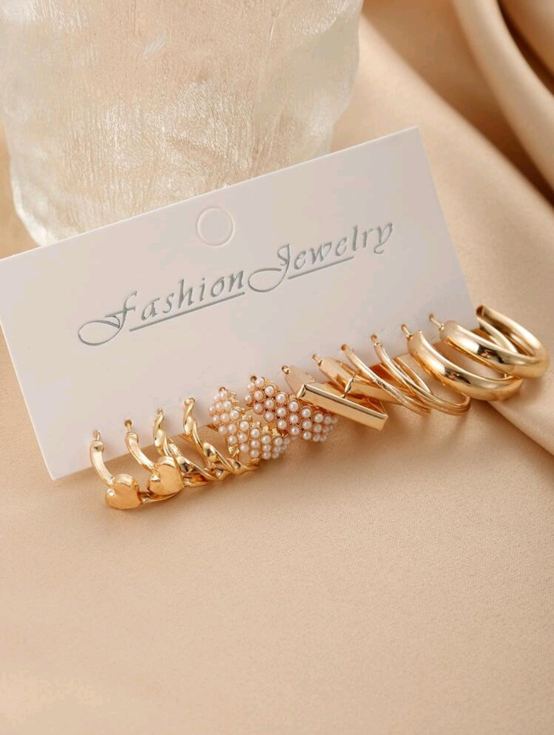 6 Pairs Zinc Alloy Earrings – Pearl Ear and Heart Designs