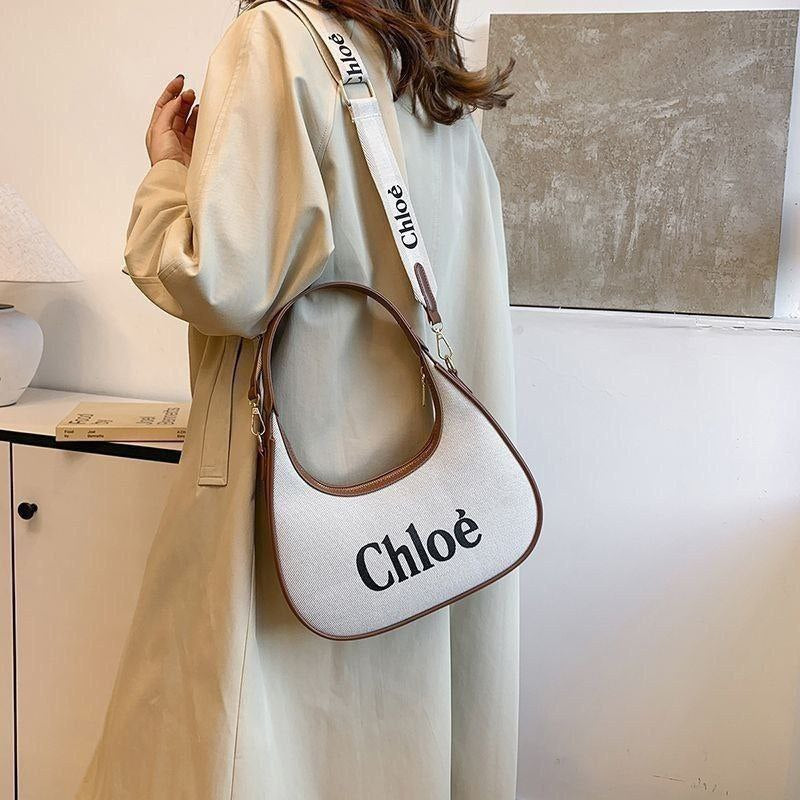 CHLOÈ Shoulder & Crossbody Bag – Premium Detailed Finish (S1)