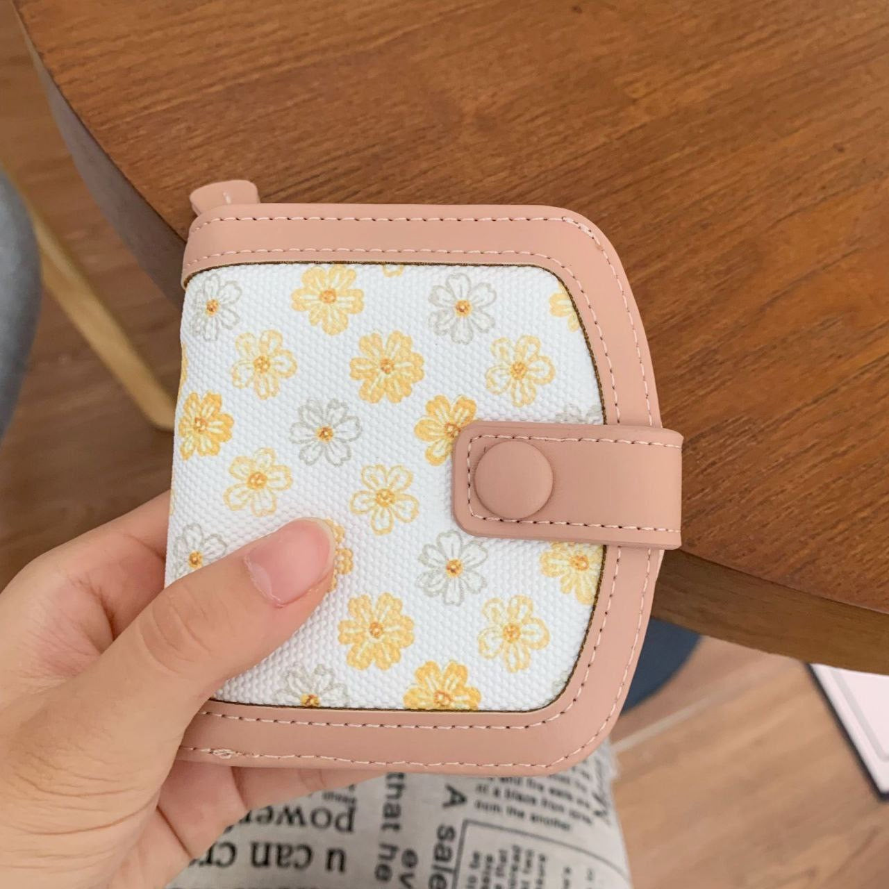 BloomCharm Wallet – Trendy Floral Elegance S1  Code :1-2