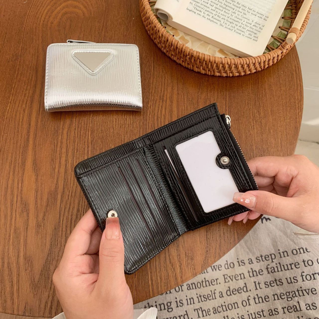 SleekMetal Wallet – Trendy Shiny Shein-Inspired Design S1  Code: 1-3