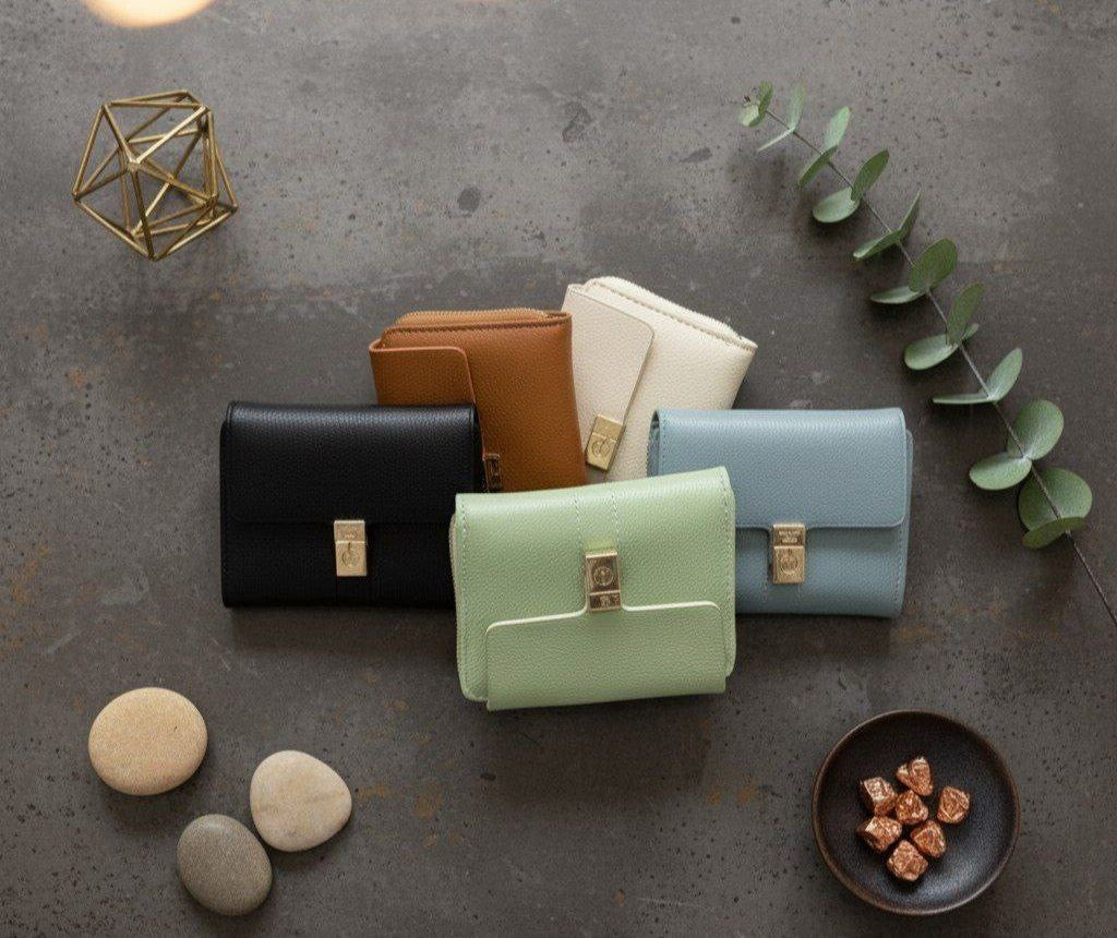 Spacious Zipper Wallet – Premium Leather Interior S1  Code:16-40