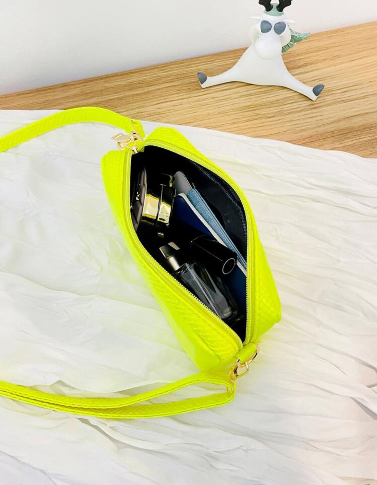 Neon Vibe Mini – Bold Style, Bright Energy