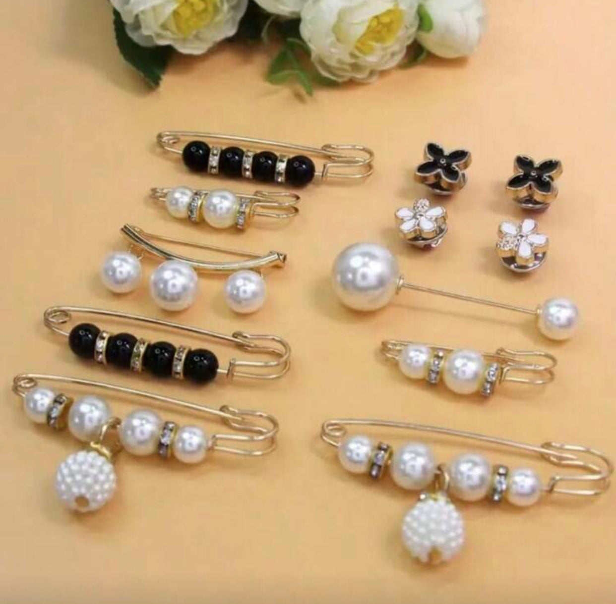 12-Piece Decorative Beaded Scarf Pins – Simple & Elegant Accessories for Clothing, Bags & Mor