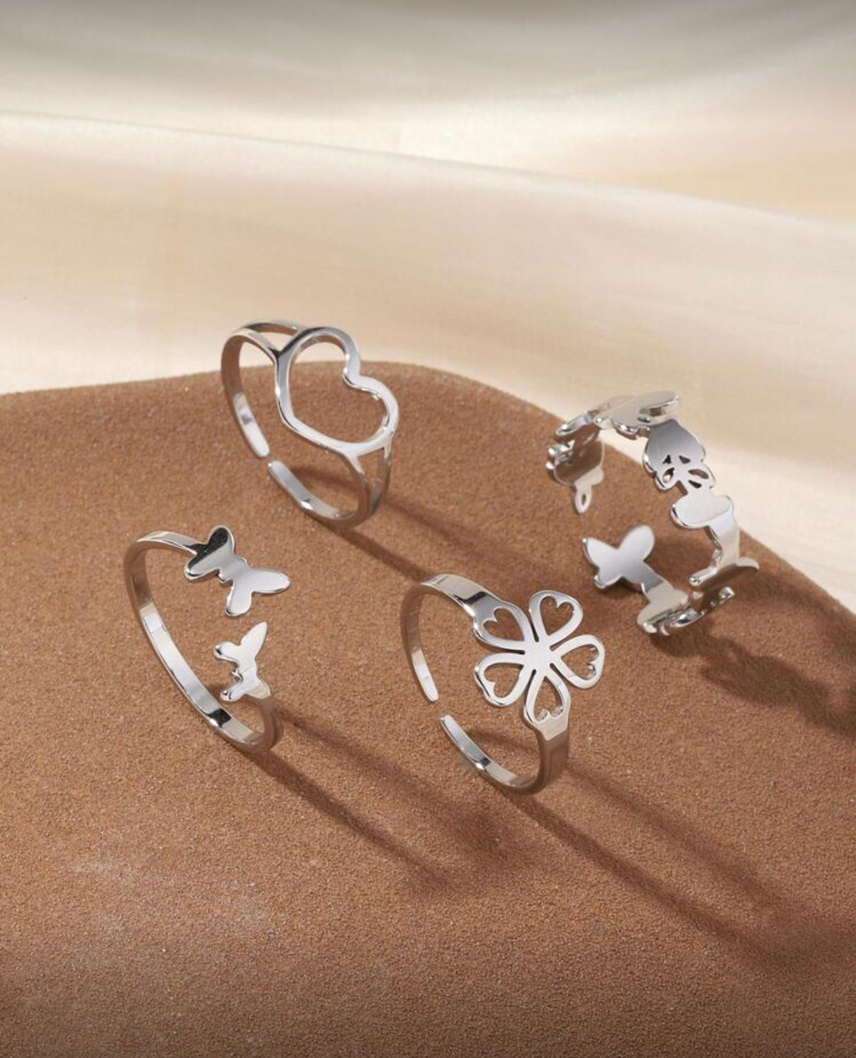 4-Piece Open Stainless Steel Rings Set – Silver Rings with Clover, Heart & Butterfly Designs, Elegant Women’s Jewelry