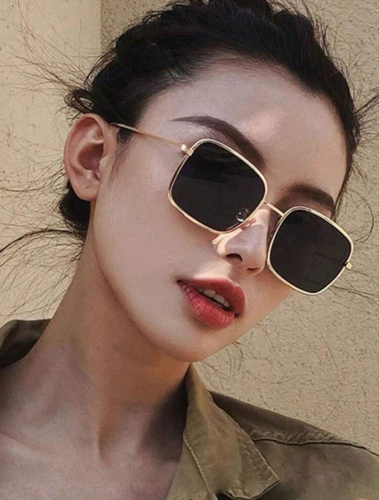 1pc Women’s Trendy Square Metal Frame Sunglasses – Vintage Style