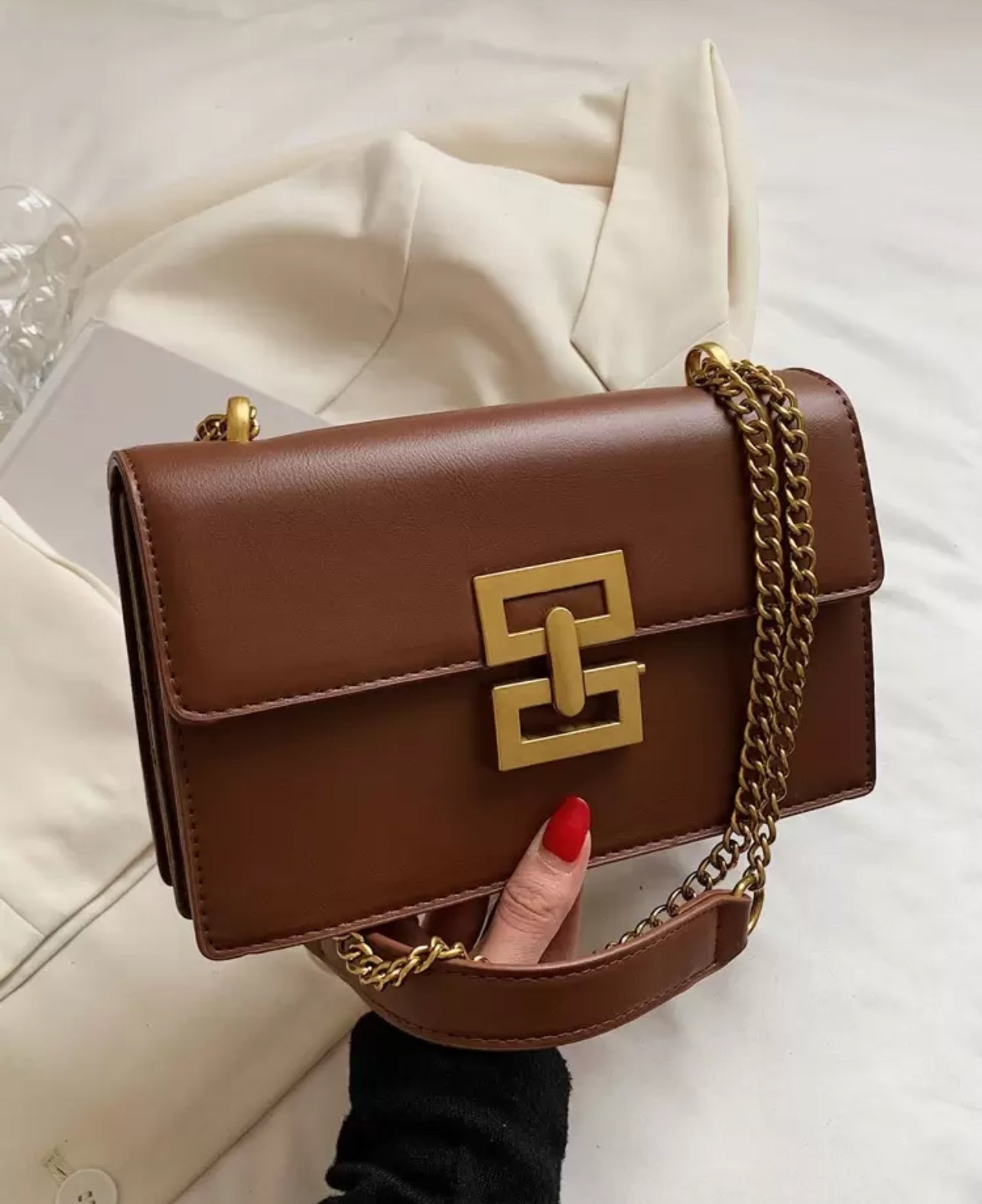 Chain Flap – Elegant Daily Shoulder Bag