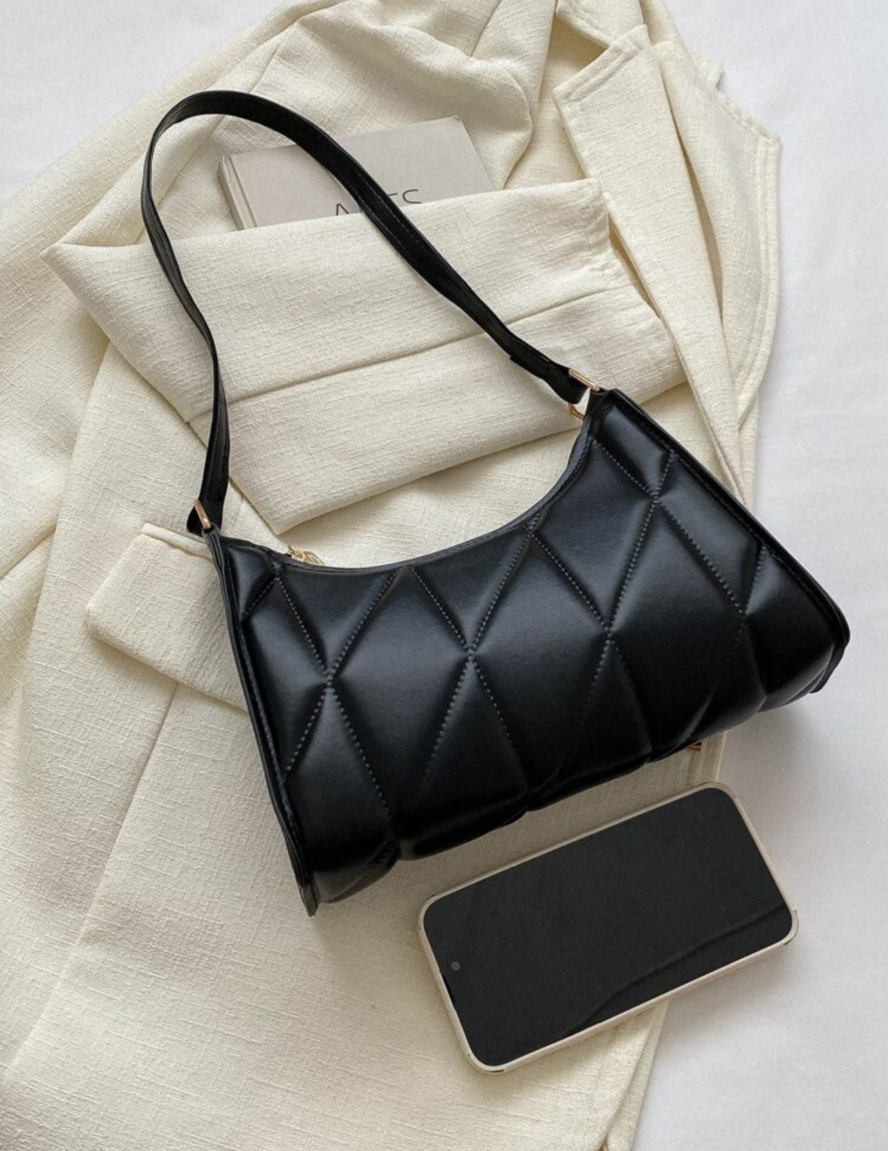 Ellie Square Bag - An Elegant Touch for the Modern Woman