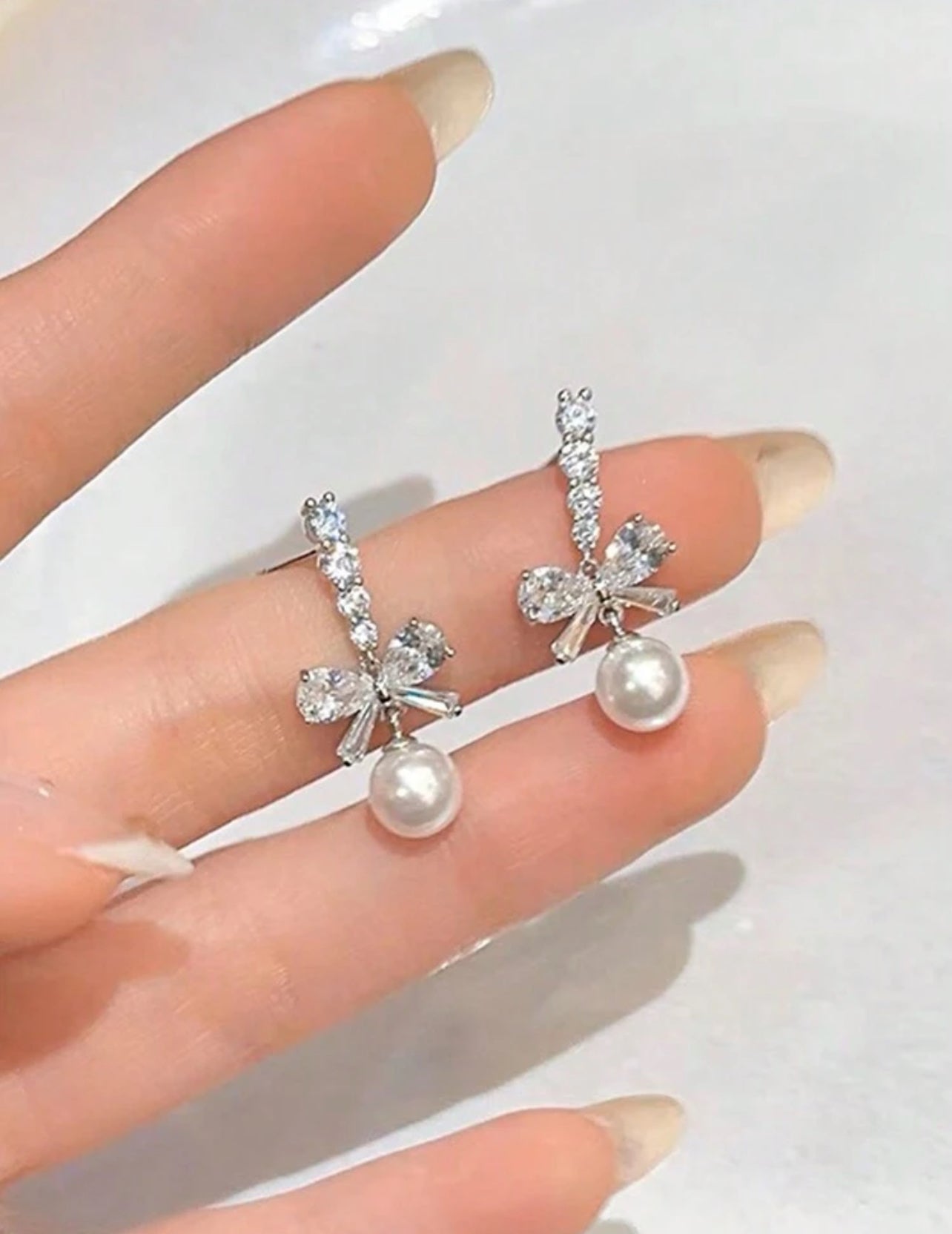 1 Pair Elegant French Knot Earrings with Faux Pearl – Women’s Luxury Design