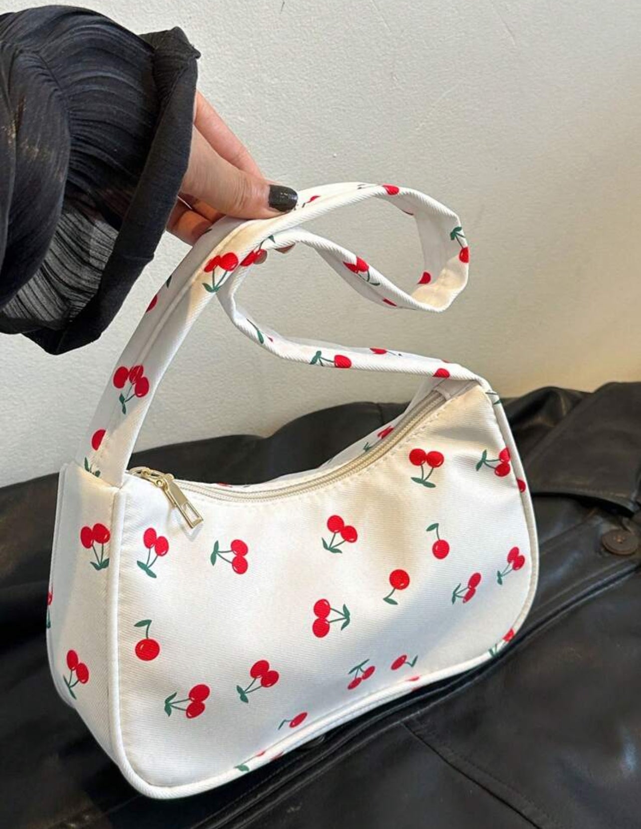 Cherry Pop – Two-Tone Street Style Shoulder Bag