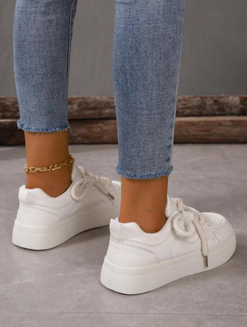 Fashionable & Simple All-Match White Sneakers – Casual Everyday Shoes for Women - K2004