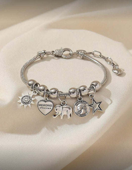1pc Lucky Charm Beaded Bracelet with Elephant, Star, Heart & Circle Charms – Star Pendant Necklace for Women