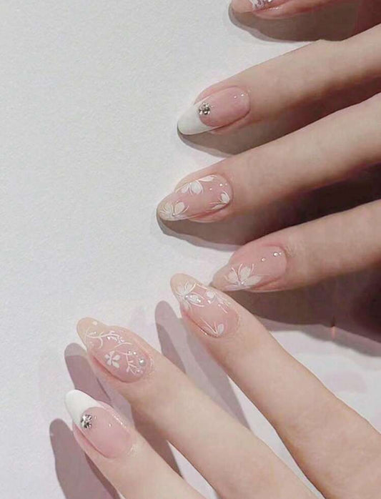 24pcs White Lace Press-On Nails Set – Glossy Artificial Nails with Gel Glue & Nail File - DI6042 - DI6046