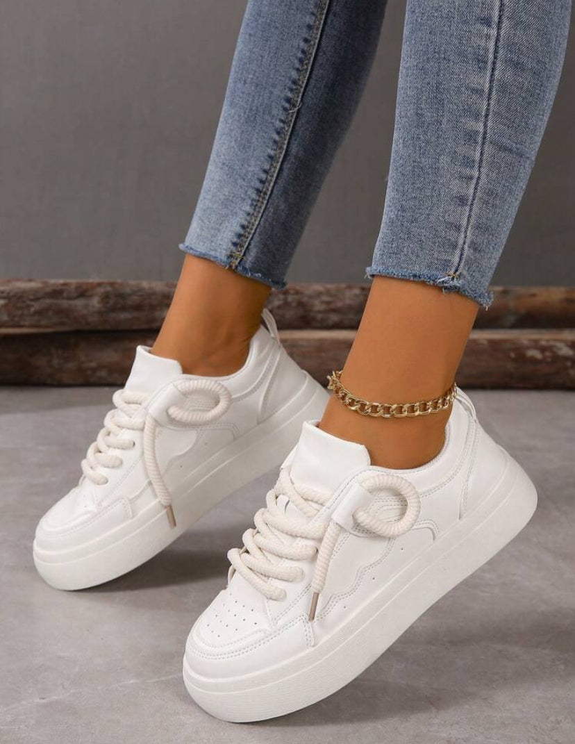 Fashionable & Simple All-Match White Sneakers – Casual Everyday Shoes for Women - K2004