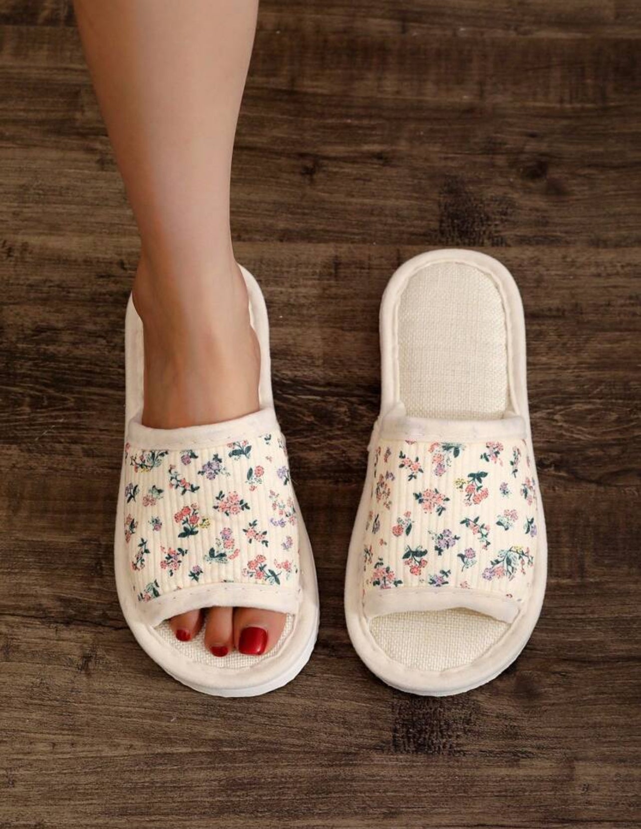 Noor Linen Slides – Soft & Breathable Indoor/Outdoor Comfort - K2002