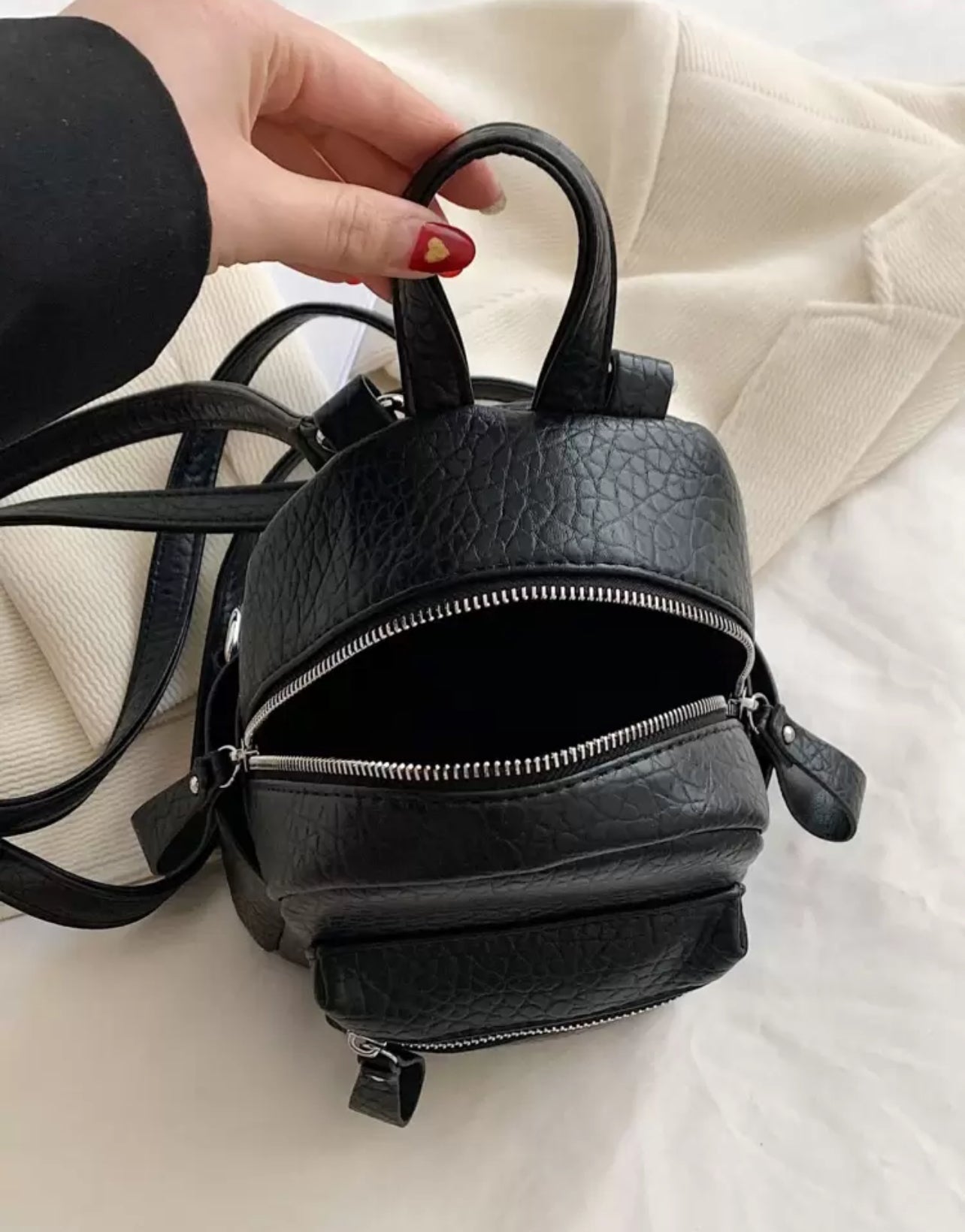 Trendy Mini Backpack – Versatile & Stylish for Travel & Students