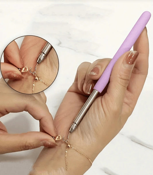 1pc Metal Bracelet Fastener Helper – Portable Jewelry Tool for Easy Clasping