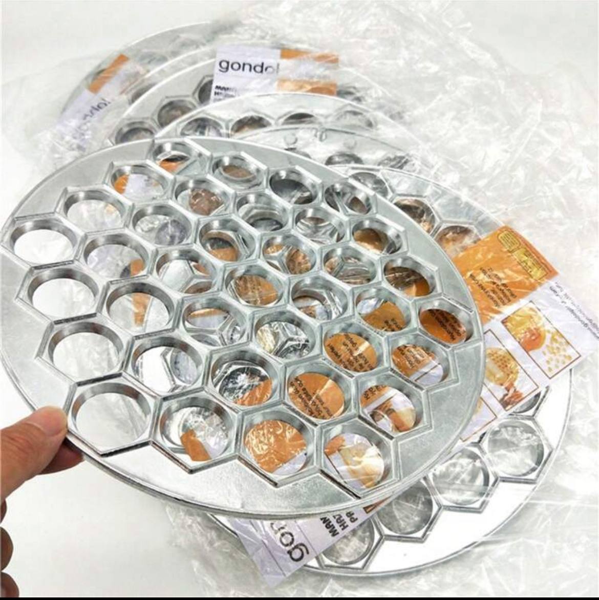Aluminum Alloy Dumpling Mold – 37-Hole Slouchy Dumpling Maker
