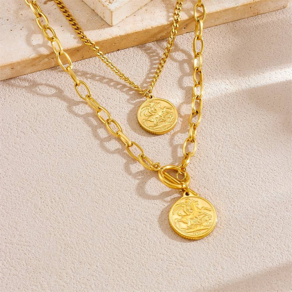 Queen Gold Stainless Necklace S1