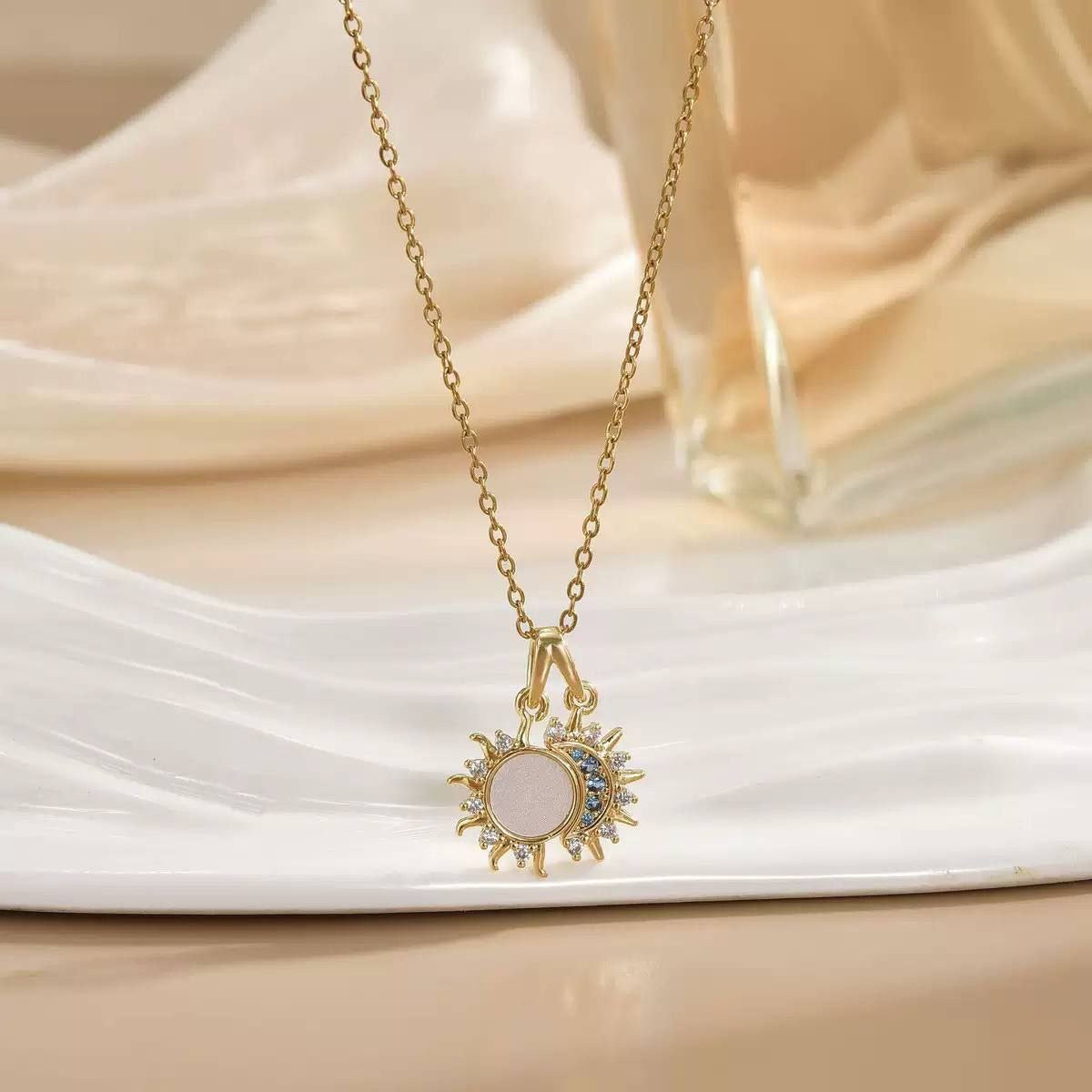 Sun & Crescent Necklace – Trendy Stainless Steel with Gold-Plated Pendant S1