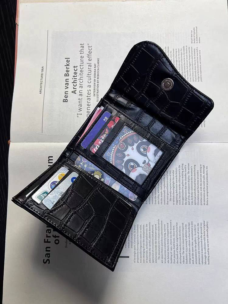 SlimVault – Premium Card Holder S1