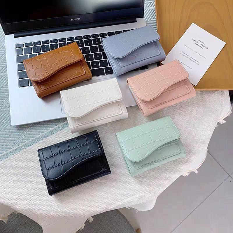 SlimVault – Premium Card Holder S1