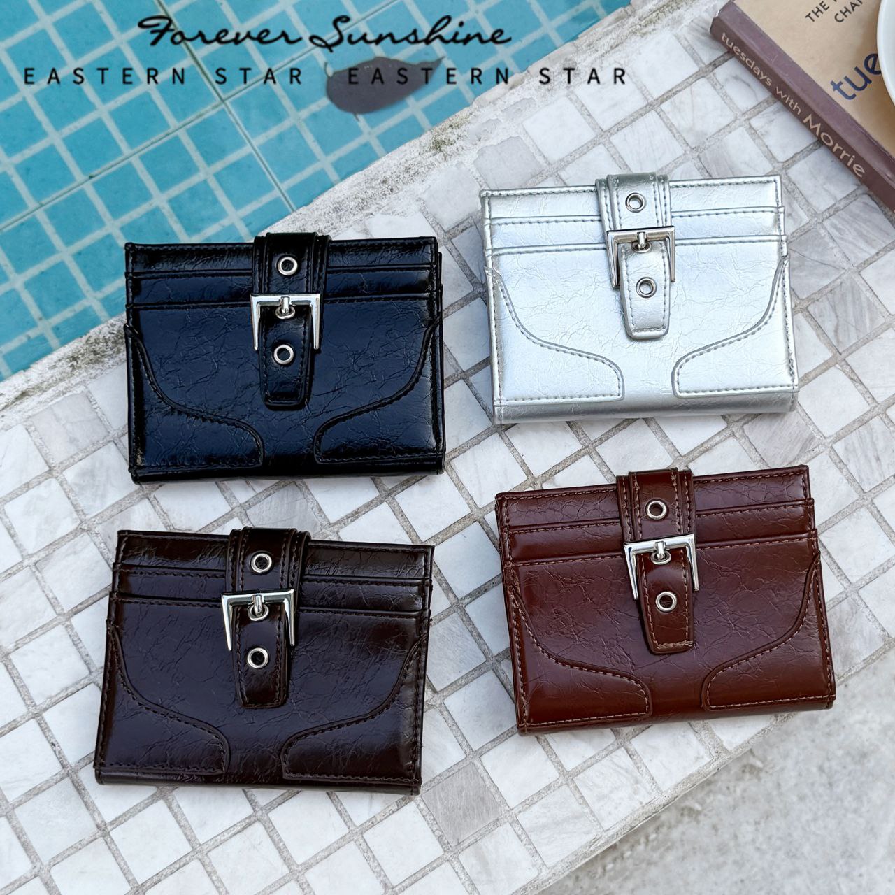 SlimVault – Premium Card Holder S1