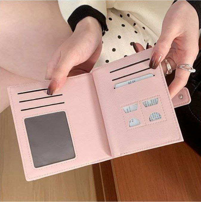 Elegant Multi-Compartment Leather Wallet S1