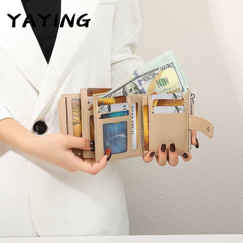 Elegant Multi-Compartment Leather Wallet S1