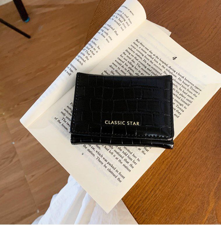 Chic Mini Leather Wallet S1  code:1686