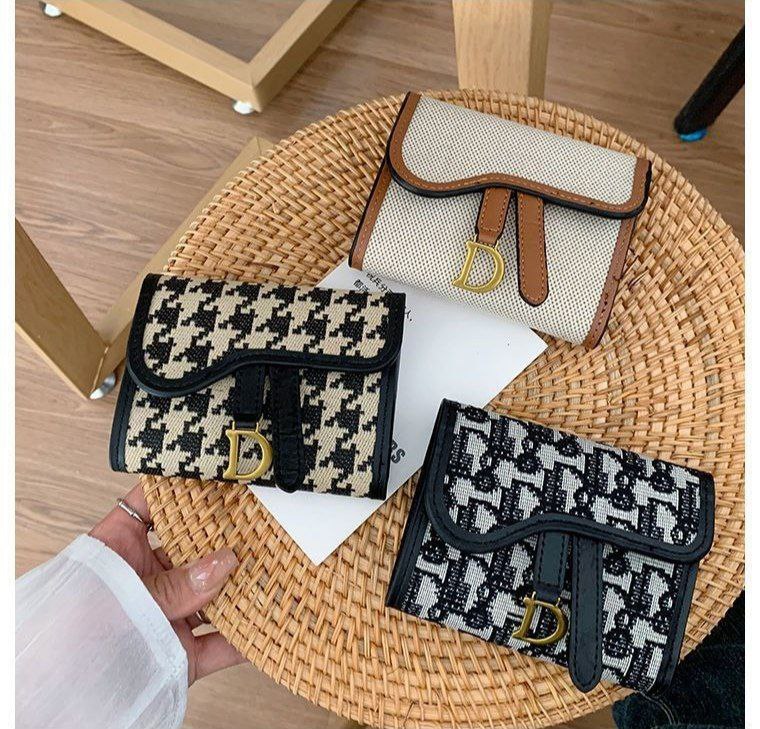 Chic Small Leather Wallet S1