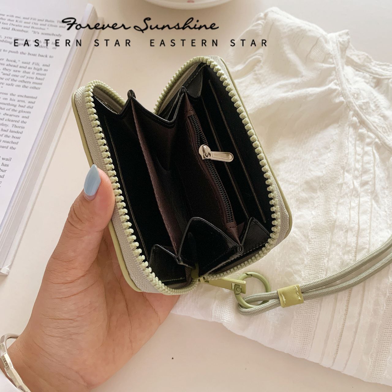 Infinity One-Zipper Wallet with Keychain & Neck Strap S1