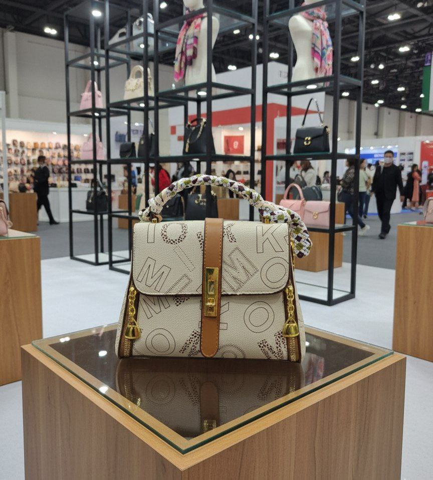 Premium Crossbody Bag – Stylish & Organized S1             Code : 1525