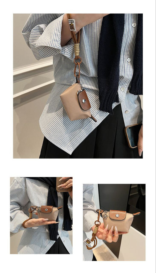 Mini LONGCHAMP Bag – Chic & Stylish S1