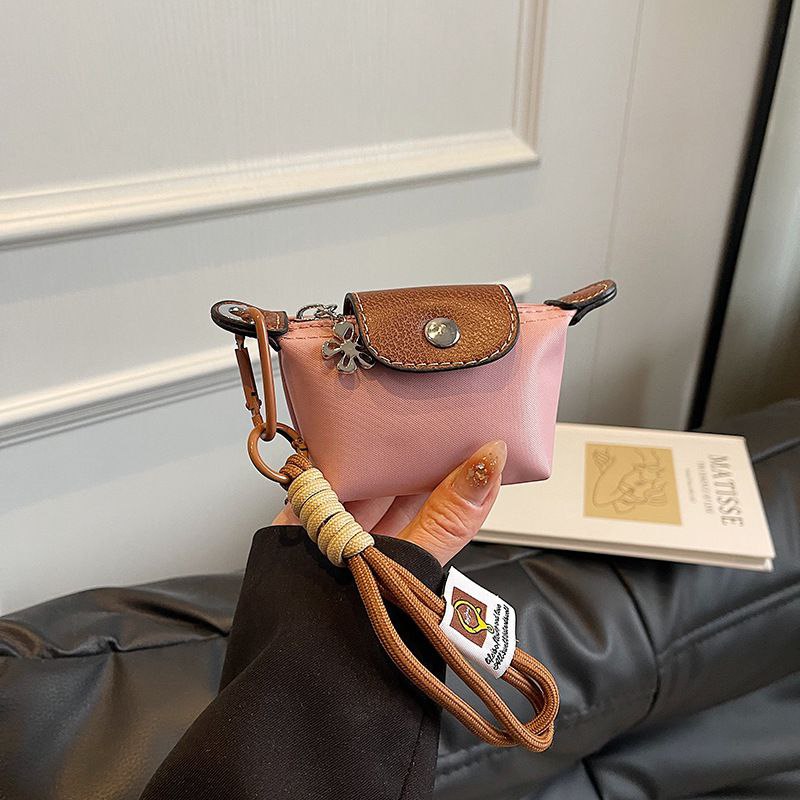 Mini LONGCHAMP Bag – Chic & Stylish S1