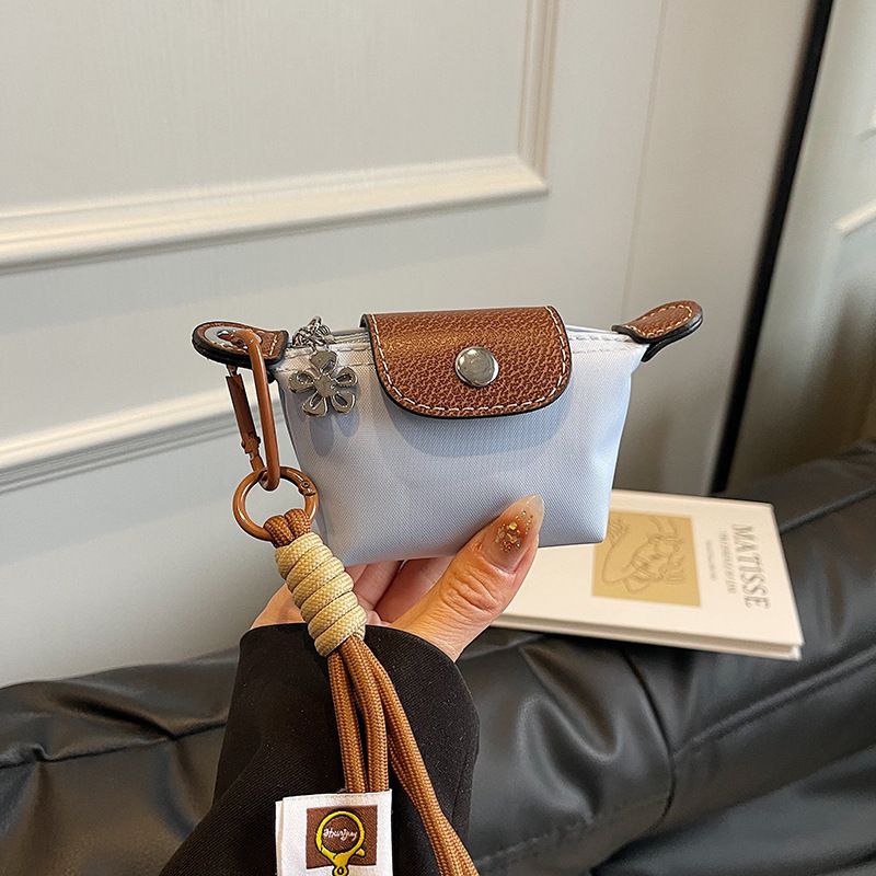 Mini LONGCHAMP Bag – Chic & Stylish S1