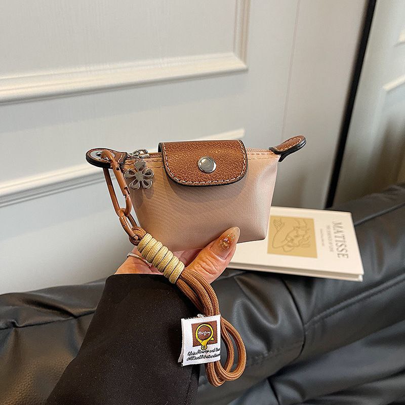 Mini LONGCHAMP Bag – Chic & Stylish S1