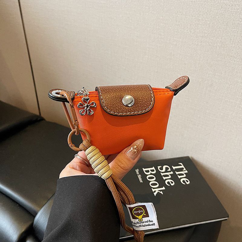 Mini LONGCHAMP Bag – Chic & Stylish S1