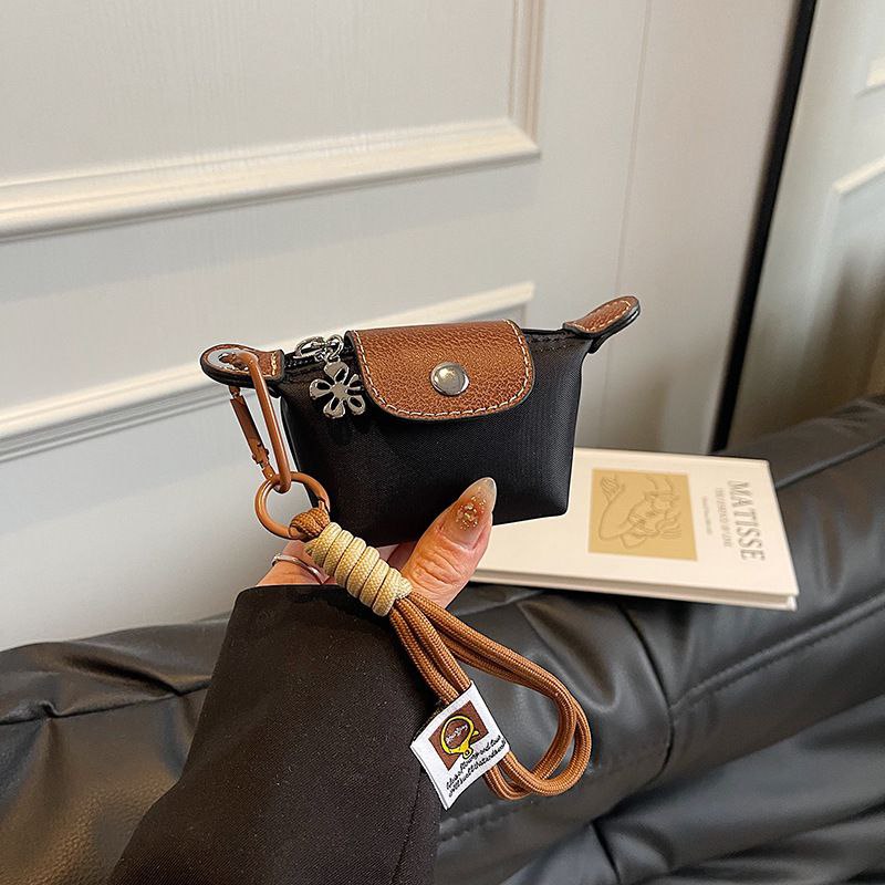 Mini LONGCHAMP Bag – Chic & Stylish S1