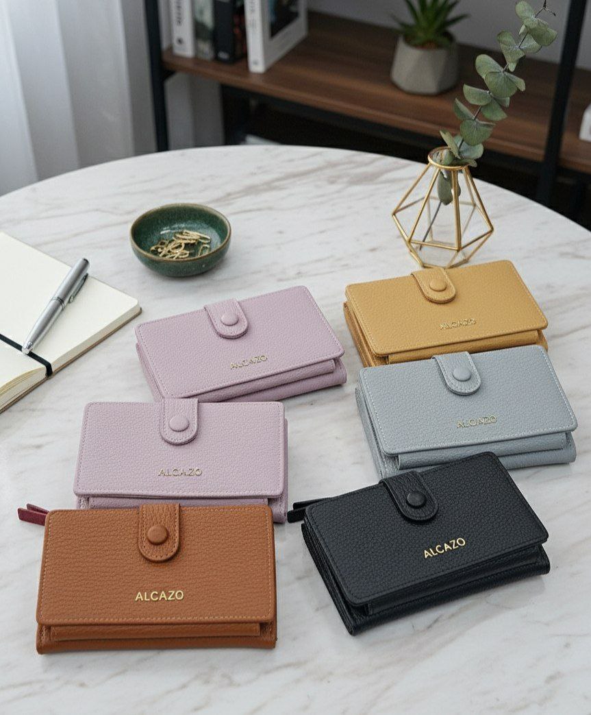 Medium Wallet – Premium Leather & Smart Design S1