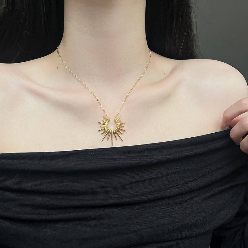 Sunshine Elegance Necklace – Pure 316 Stainless Steel S1