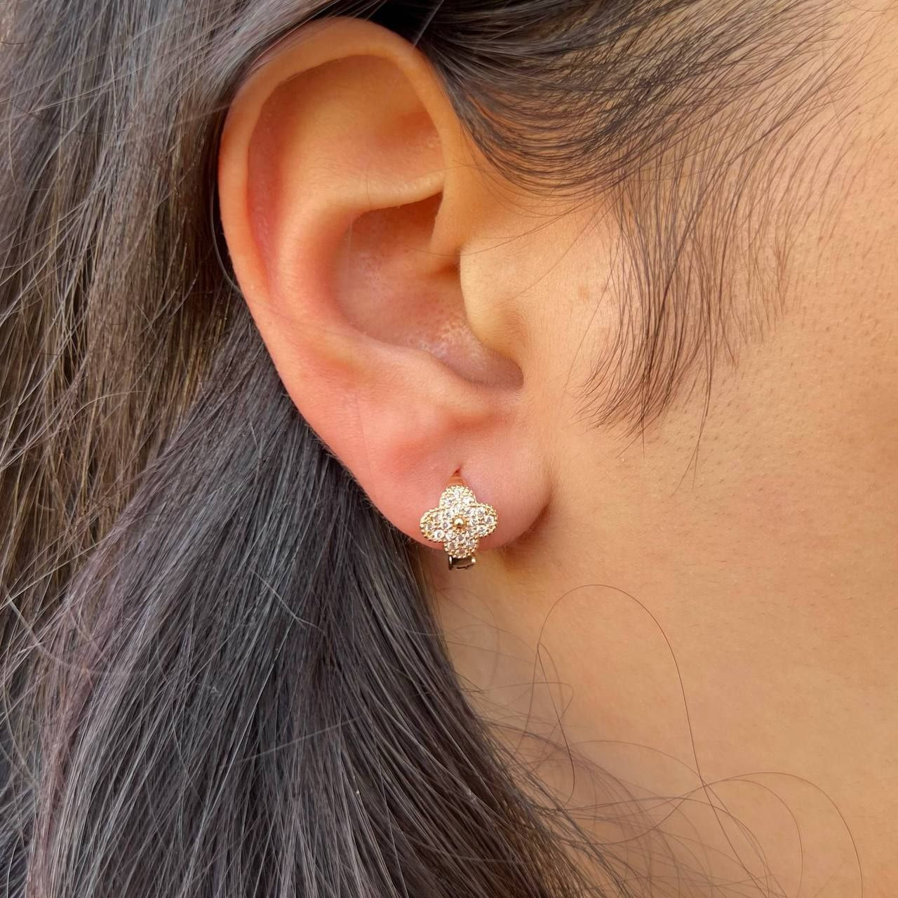 Gold Plated Stud Earrings – Chinese Gold (Pair) S1